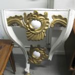 589 7541 CONSOLE TABLE